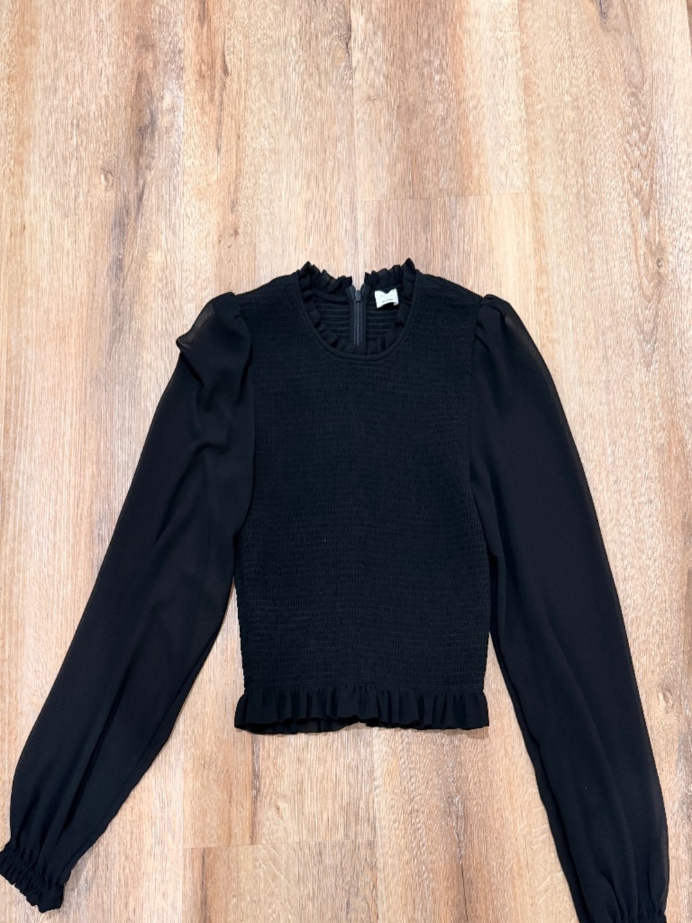 Aritzia Wilfred Tempest  Black Smocked Sheer long sleeve crop blouse-Small